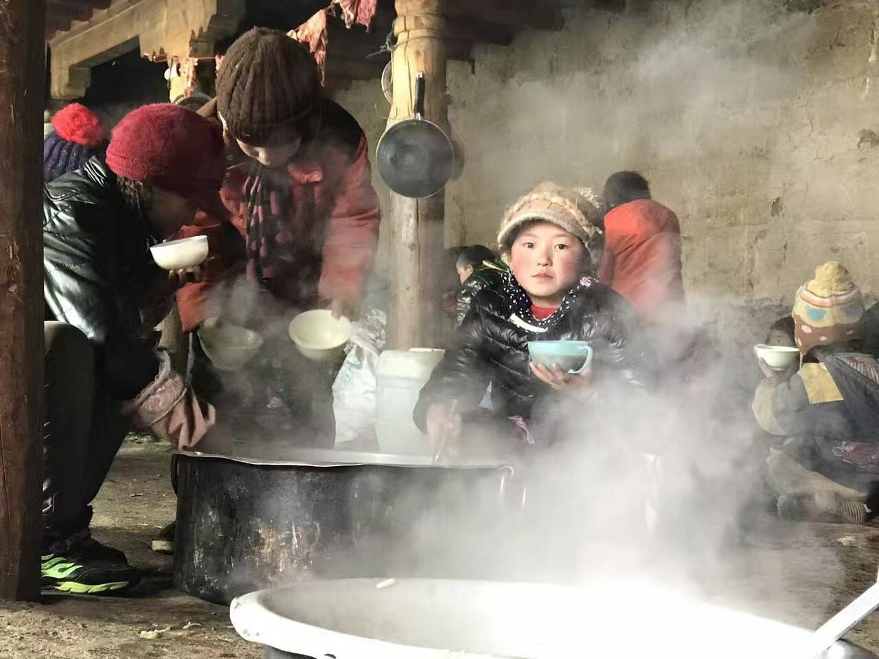 长春黎宇机电产品销售有限公司公益回顾丨家国同欢月同圆 温暖满载甘孜州(图10) 长春黎宇机电产品销售有限公司公益回顾丨家国同欢月同圆 温暖满载甘孜州(图10)