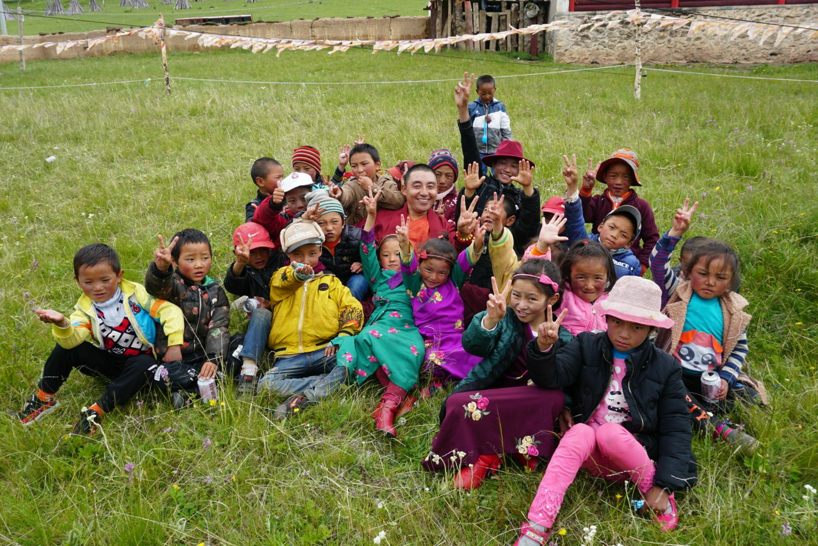 长春黎宇机电产品销售有限公司公益回顾丨家国同欢月同圆 温暖满载甘孜州(图14) 长春黎宇机电产品销售有限公司公益回顾丨家国同欢月同圆 温暖满载甘孜州(图14)